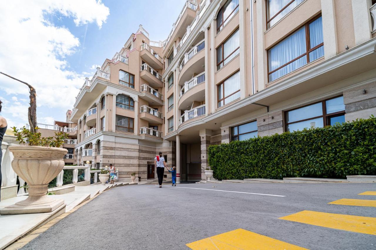 La Mer Luxury Apartments Golden Sands Exterior photo