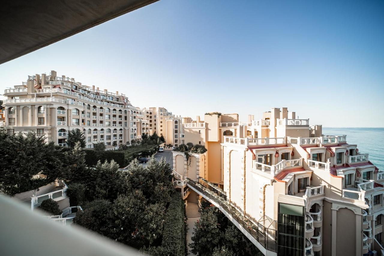 La Mer Luxury Apartments Golden Sands Exterior photo