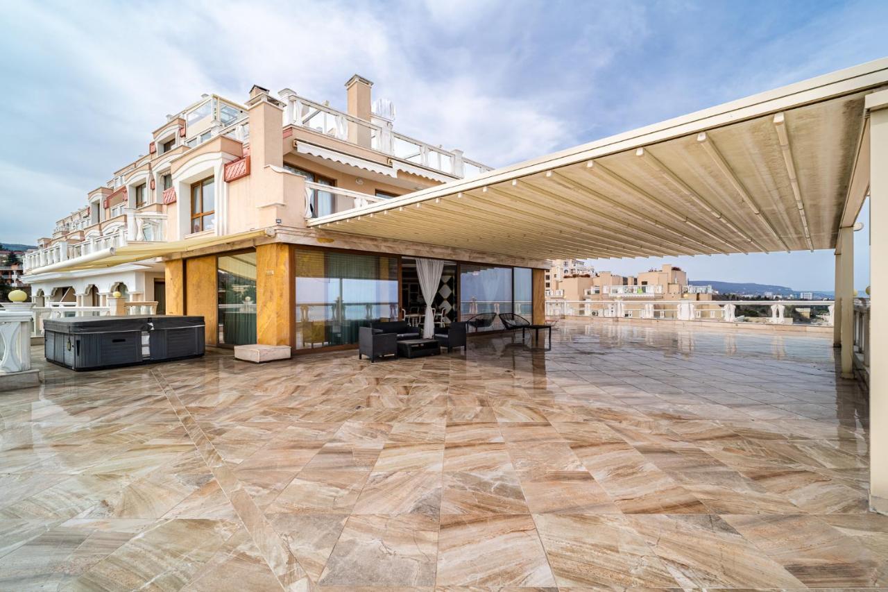 La Mer Luxury Apartments Golden Sands Exterior photo