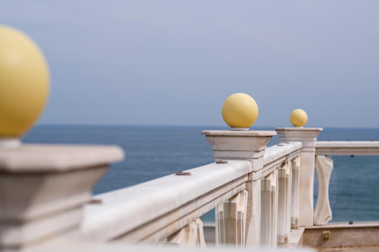 La Mer Luxury Apartments Golden Sands Exterior photo