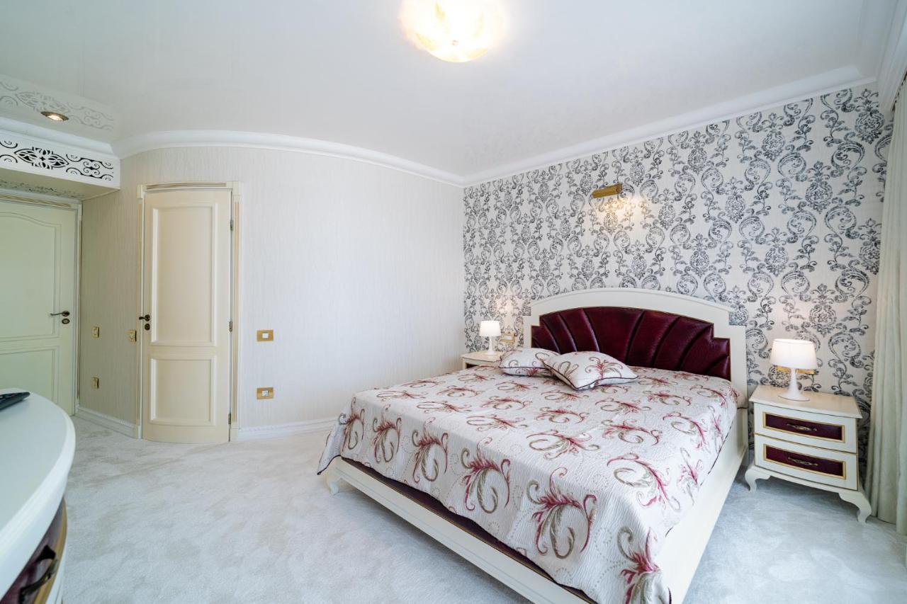 La Mer Luxury Apartments Golden Sands Exterior photo